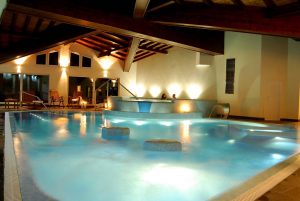 Piscina-01-hotelgartencom-altopiano7c-asiago Hotel Gaarten
