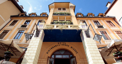 Hotel Croce Bianca